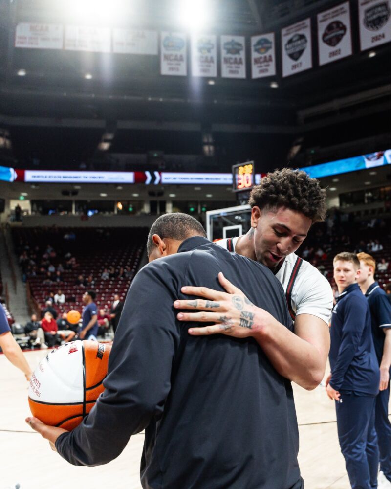 Image for the Tweet beginning: Yes sir, @mylesxstute! Proud of