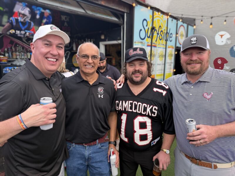 Image for the Tweet beginning: #ForeverTo18 🤙 